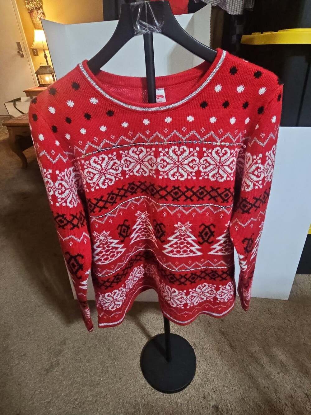 Holiday Time Christmas Sweater XL/XG (16-18) Red Fair Isle